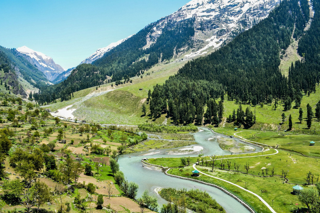 Kashmir Honeymoon Tour Package 5 Nights 6 Days